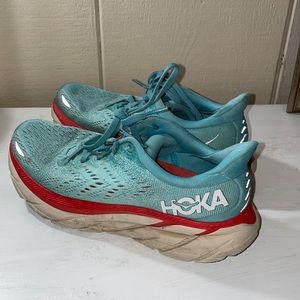 Hoka Clifton 8 size 7m